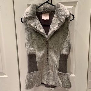 Grey Romeo & Juliet fuzzy vest